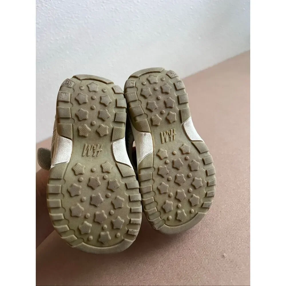 H&M baby sandals size 6